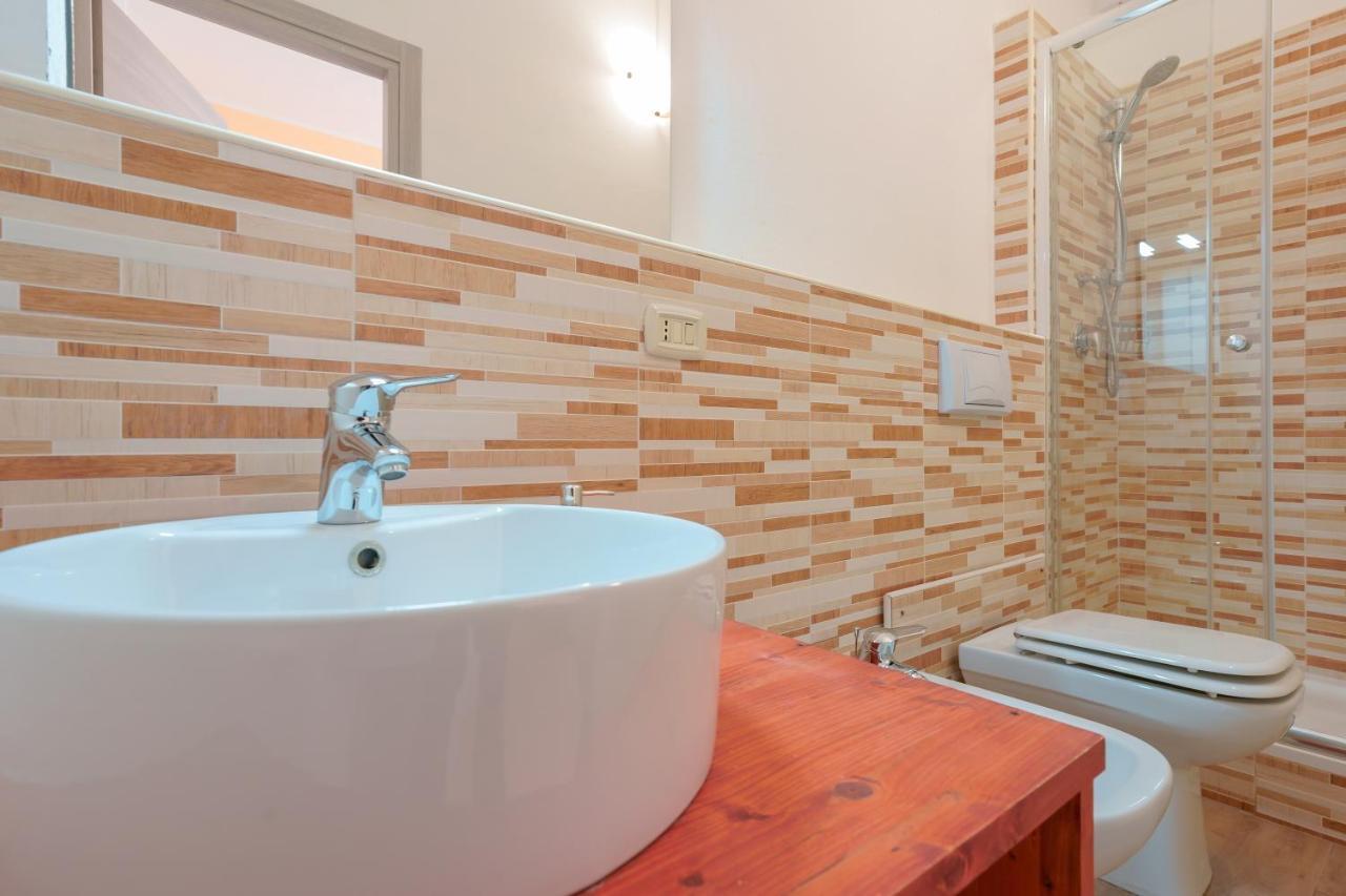 Bissenti Rooms - Eja Sardinia กาญารี ภายนอก รูปภาพ