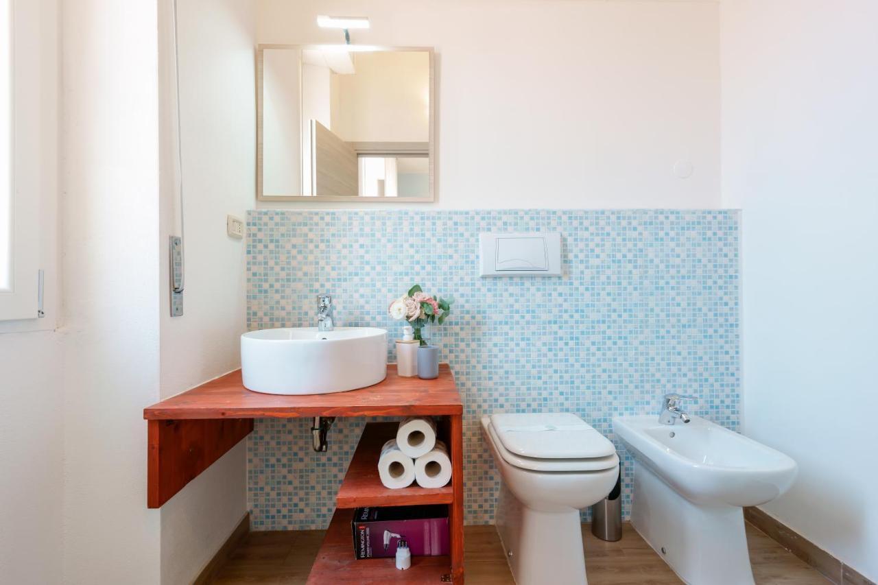 Bissenti Rooms - Eja Sardinia กาญารี ภายนอก รูปภาพ