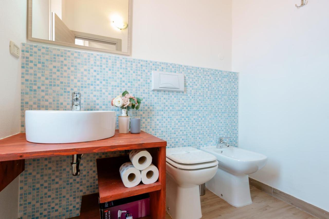 Bissenti Rooms - Eja Sardinia กาญารี ภายนอก รูปภาพ